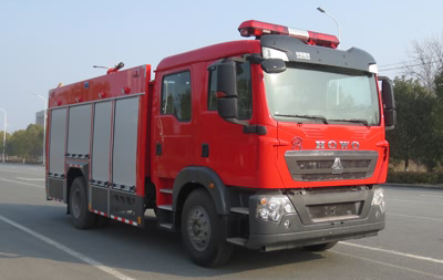 豪沃6噸水(shuǐ)罐消防車